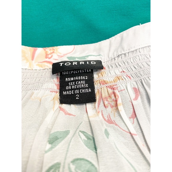 Torrid Floral Blouse - Picture 5 of 10
